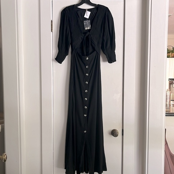 NWT. Free People String of Hearts Smocked Maxi Dress Black XS - Picture 6 of 12